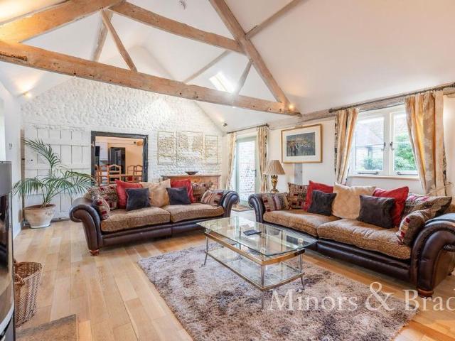 3 bedroom barn conversion to rent