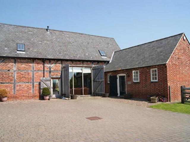 3 Bedroom Barn Conversion To Rent In Cosford Lane, Cosford, Rugby, CV21