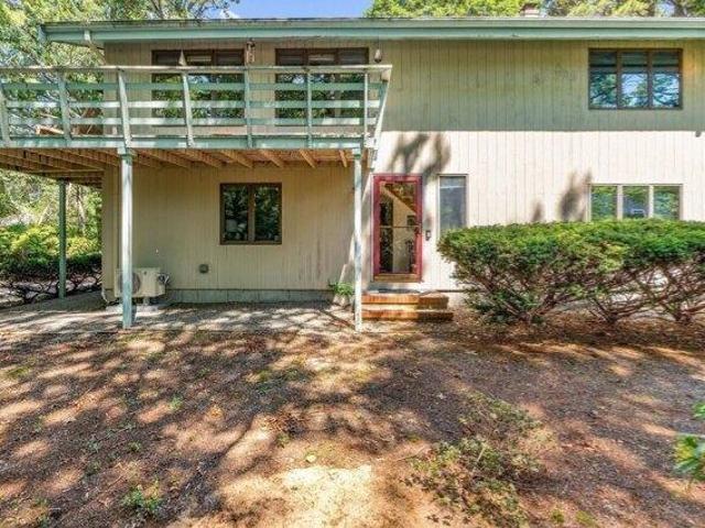 3 bedroom, Barnstable MA 02635 105589840