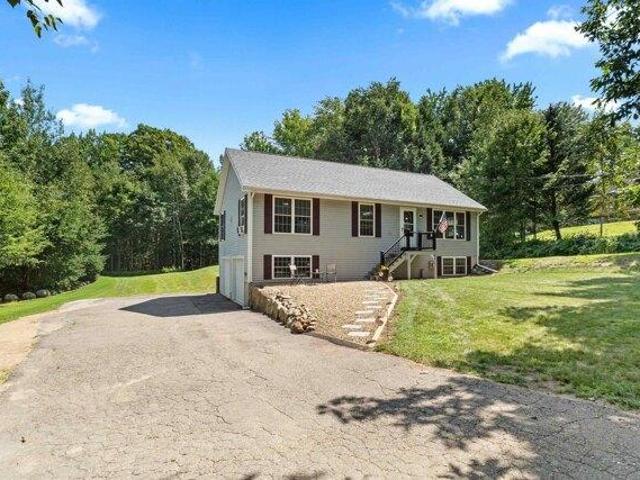 3 bedroom, Barnstead NH 03225 105442883