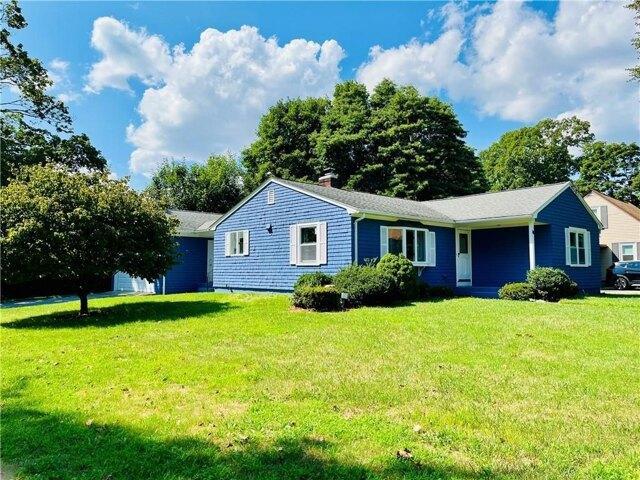 3 bedroom, Barrington RI 02806 105547699