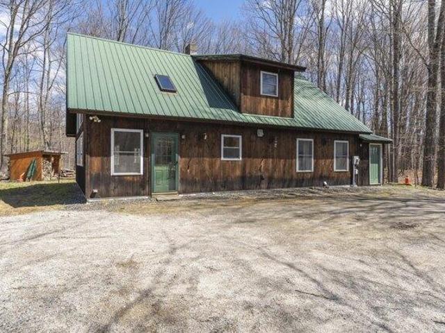 3 bedroom, Bethel ME 04217 105612009