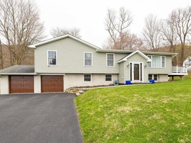 3 bedroom, Beacon NY 12508 105288453