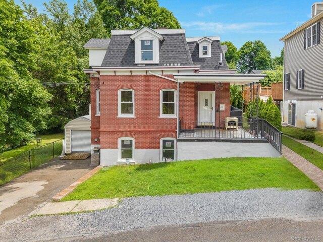 3 bedroom, Beacon NY 12508 105290159