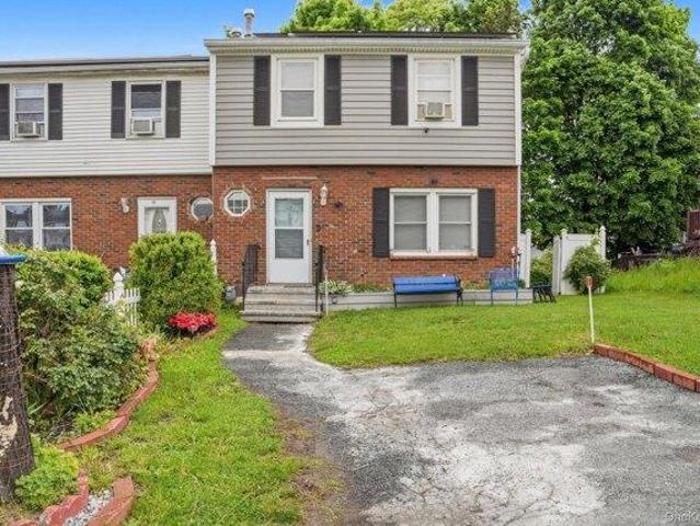 3 bedroom, Beacon NY 12508 105290762