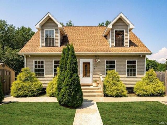3 bedroom, Beacon NY 12508 105320214