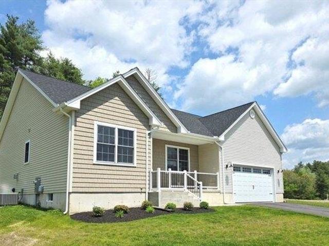 3 bedroom, Belchertown MA 01007 104332004