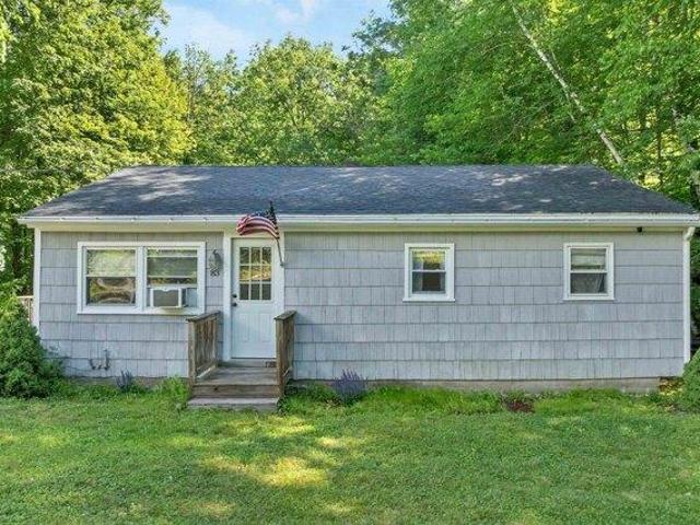 3 bedroom, Belmont NH 03220 104376184