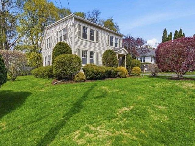 3 bedroom, Bennington VT 05201 104870013