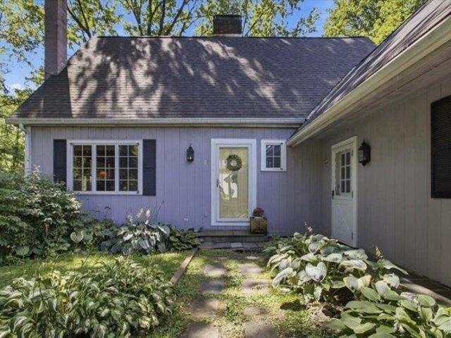 3 bedroom, Bennington VT 05201 106155929