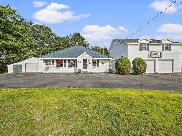 3 bedroom, Benton ME 04901 104850383