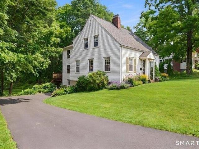 3 bedroom, Berlin CT 06037 104835724