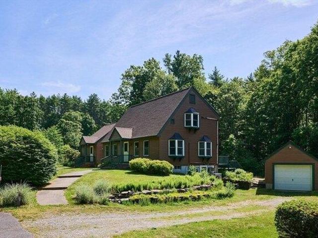 3 bedroom, Bernardston MA 01337 105417007