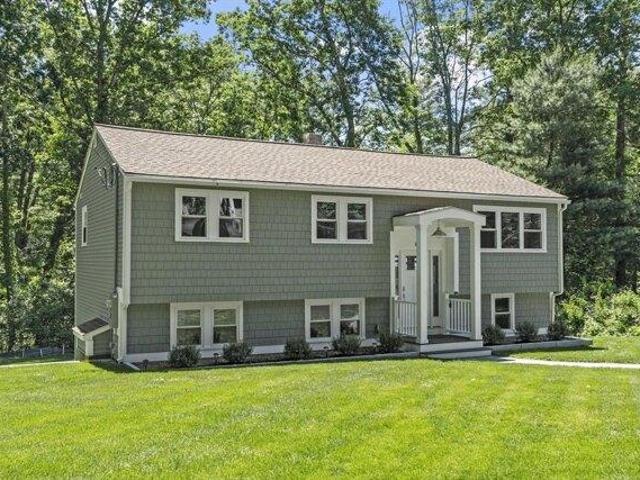 3 bedroom, Billerica MA 01821 105387057