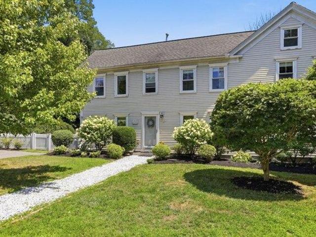 3 bedroom, Billerica MA 01821 105416020