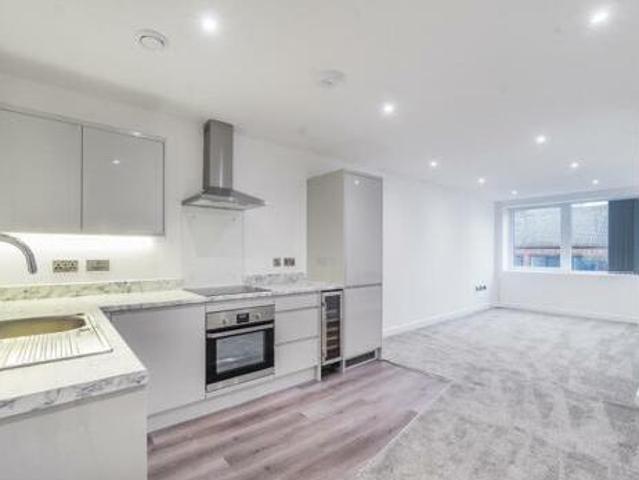 3 Bedroom Block Of Apartments For Sale In Newbury