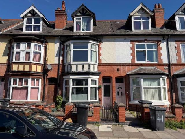 3 Bedroom Block Of Apartments Flat