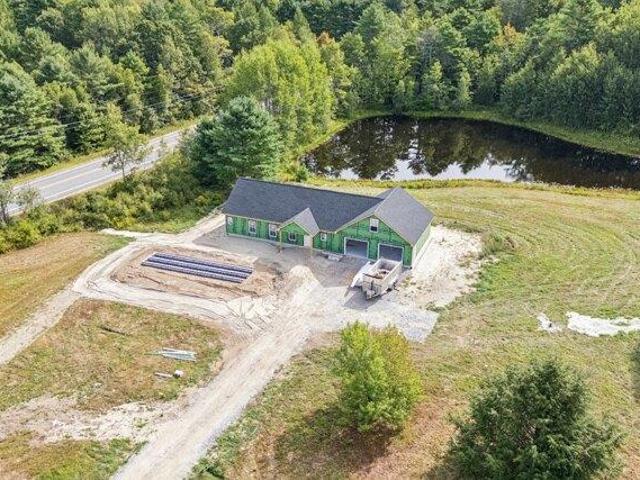 3 bedroom, Brunswick ME 04011 105659467