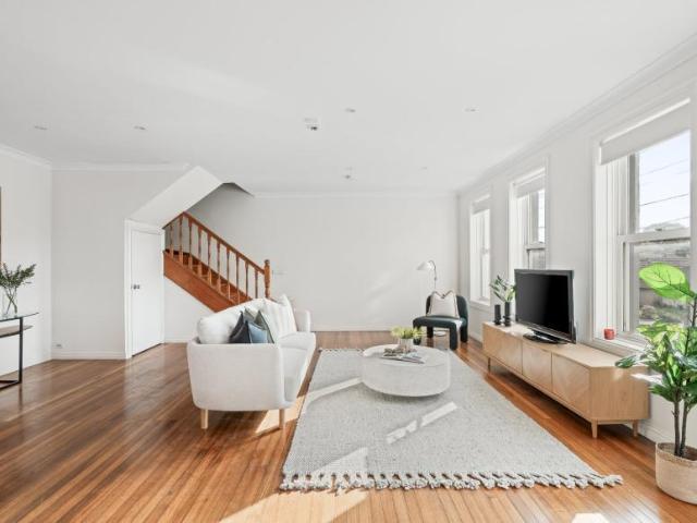 3 Bedroom Apartment Brunswick West VIC 102768122