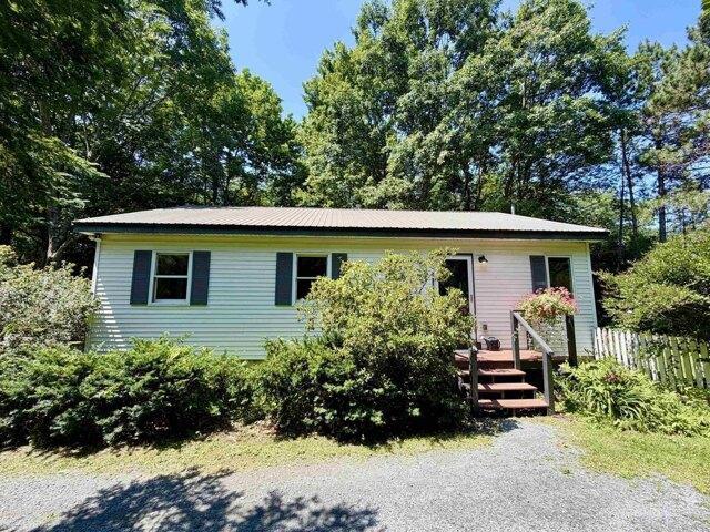 3 bedroom, Bradford VT 05033 105649269