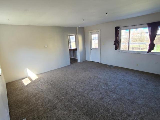 3 bedroom, Brakenridge PA 15014 105845020