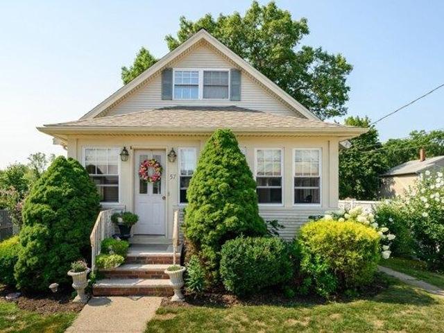 3 bedroom, Braintree MA 02184 105579516