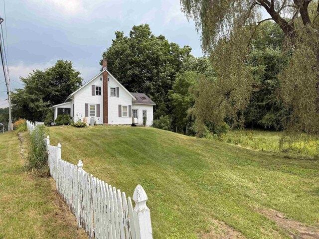3 bedroom, Brandon VT 05733 104789025