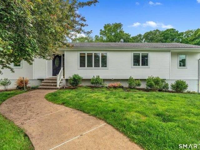 3 bedroom, Branford CT 06405 104759563