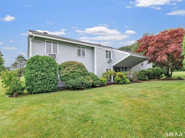 3 bedroom, Branford CT 06405 105591085