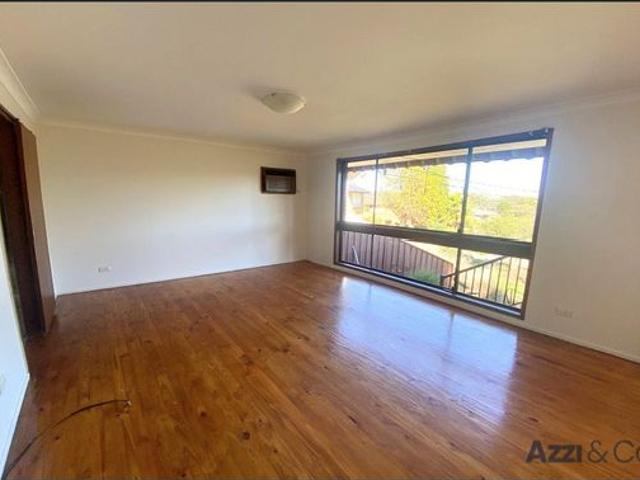3 BEDROOM BRICK HOME!