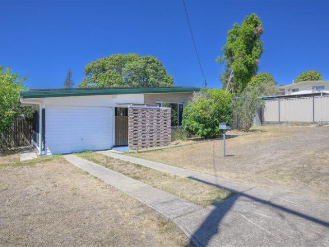 3 Bedroom Brick Home with Solar & Spacious Backyard