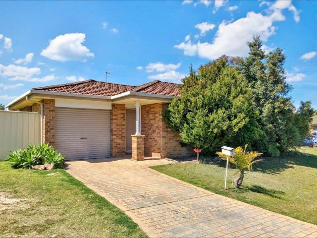 3 Bedroom Brick Home with Spacious Backyard