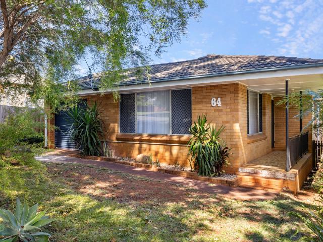 3 Bedroom Brick Home Close to CBD & Schools
