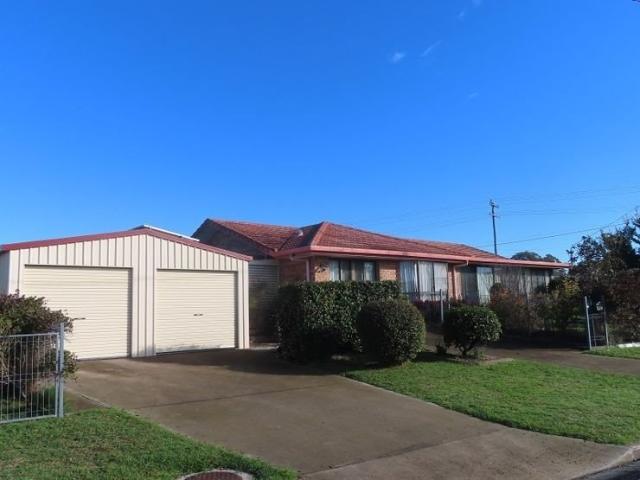 3 BEDROOM BRICK WITH ENSUITE
