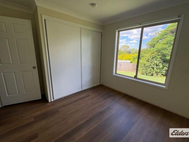 3 Bedroom Brick Unit Freshly Updated & Conveniently Located