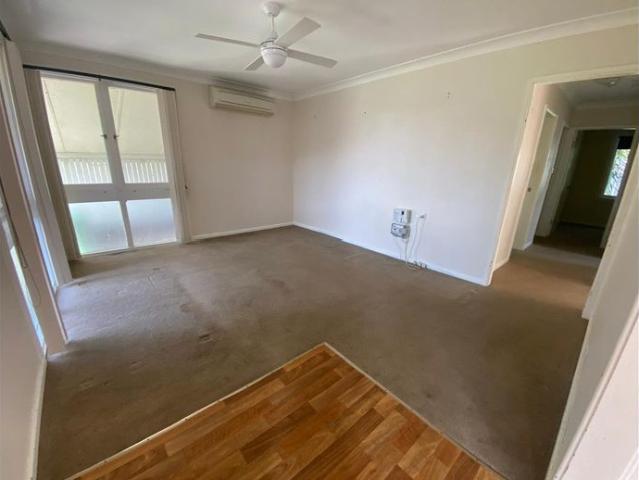 3 BEDROOM BRICK VENEER HOUSE