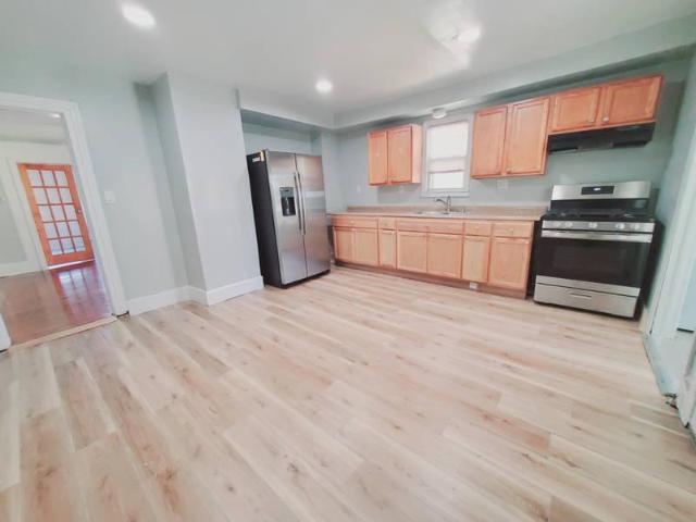 3 bedroom, Bridgeport CT 06604 102658163
