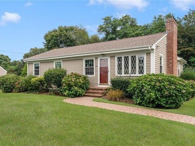 3 bedroom, Bristol RI 02809 105493791