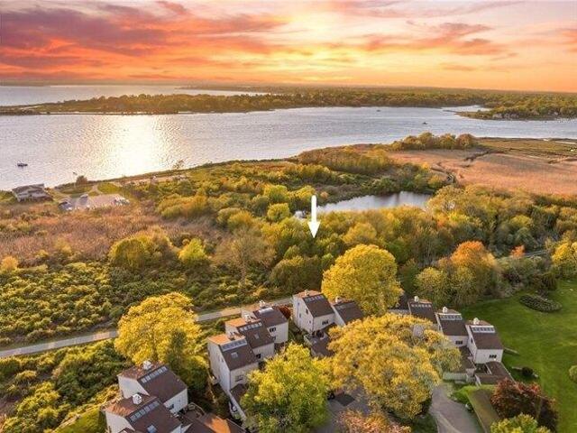 3 bedroom, Bristol RI 02809 105497157