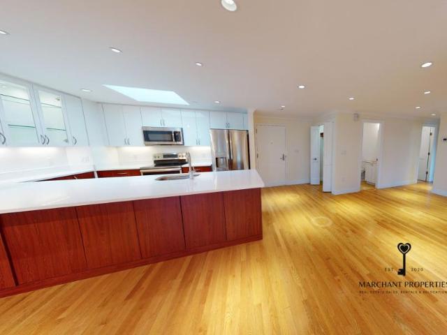 3 bedroom, Brookline MA 02446 94859223
