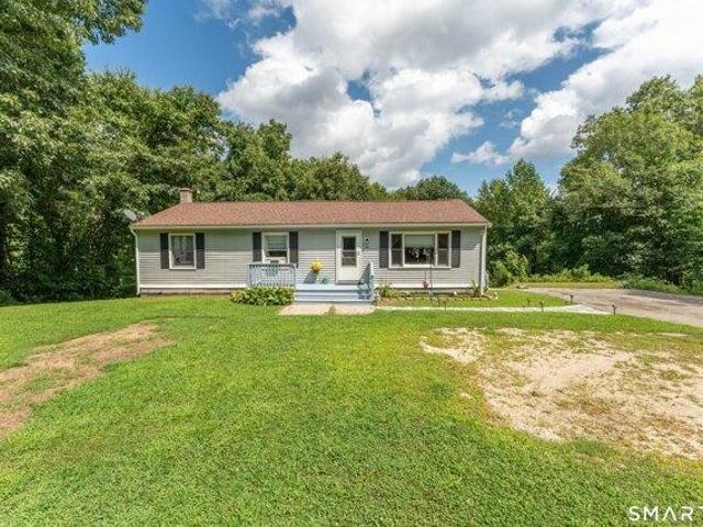 3 bedroom, Brooklyn CT 06234 105279280