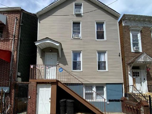 3 bedroom, Brooklyn NY 11207 64673934