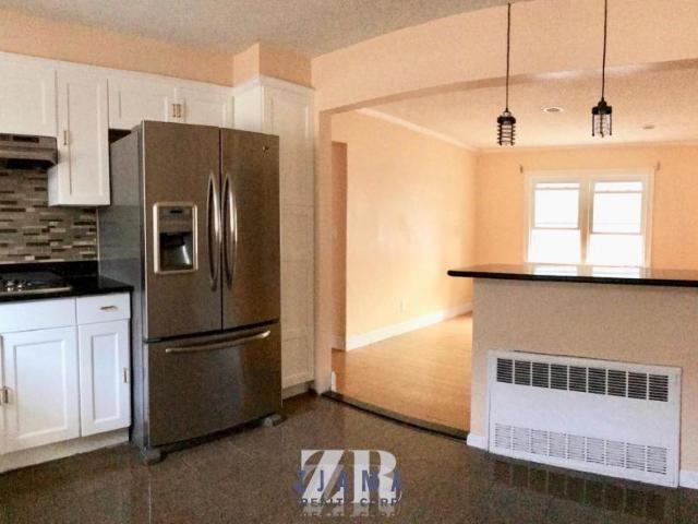 3 bedroom, BROOKLYN NY 11210 96710521