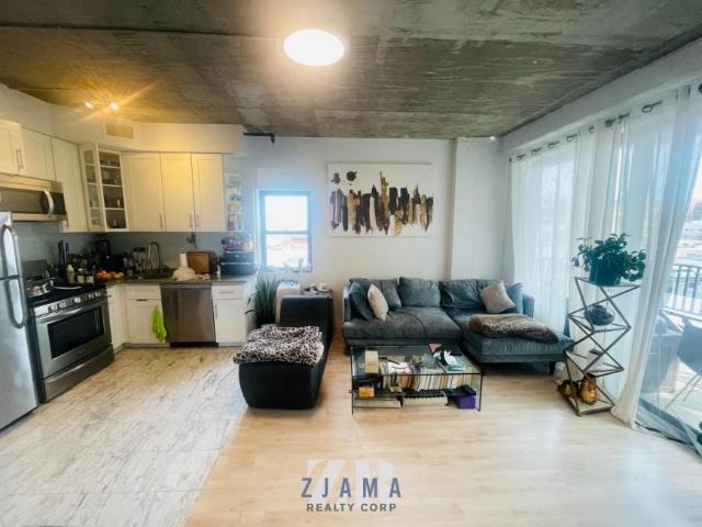 3 bedroom, Brooklyn NY 11225 103548176