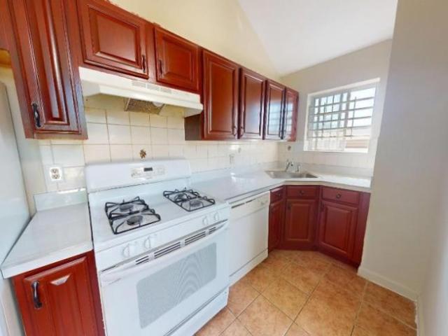 3 bedroom, BRONX NY 10469 104919945