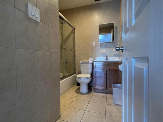 3 bedroom, Bronx NY 10473 LS72692402