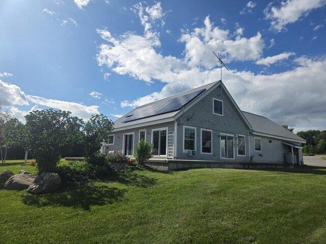 3 bedroom, Brownville ME 04414 105709420