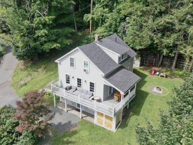 3 bedroom, Buckland MA 01370 105352911