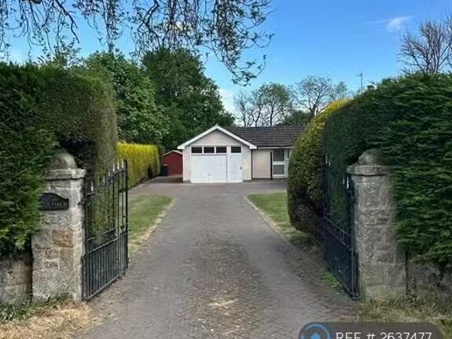 3 bedroom bungalow for rent in Ravensworth, Richmond, DL11