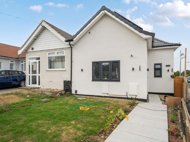 3 bedroom bungalow for sale